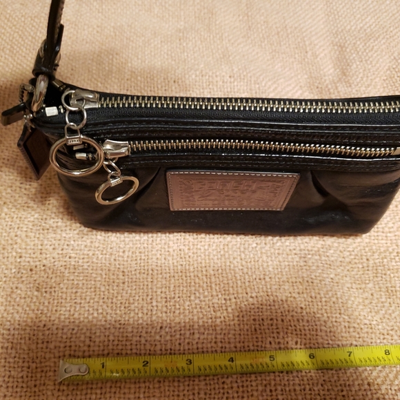 Coach Wristlet - Picture 3 of 6
